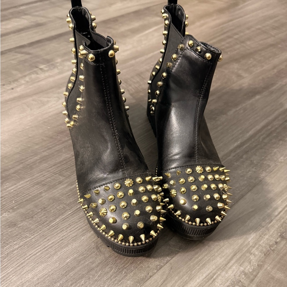 Cape Robbin Size 9 Women’s Studded Black Ankle Boots - Picture 3 of 5